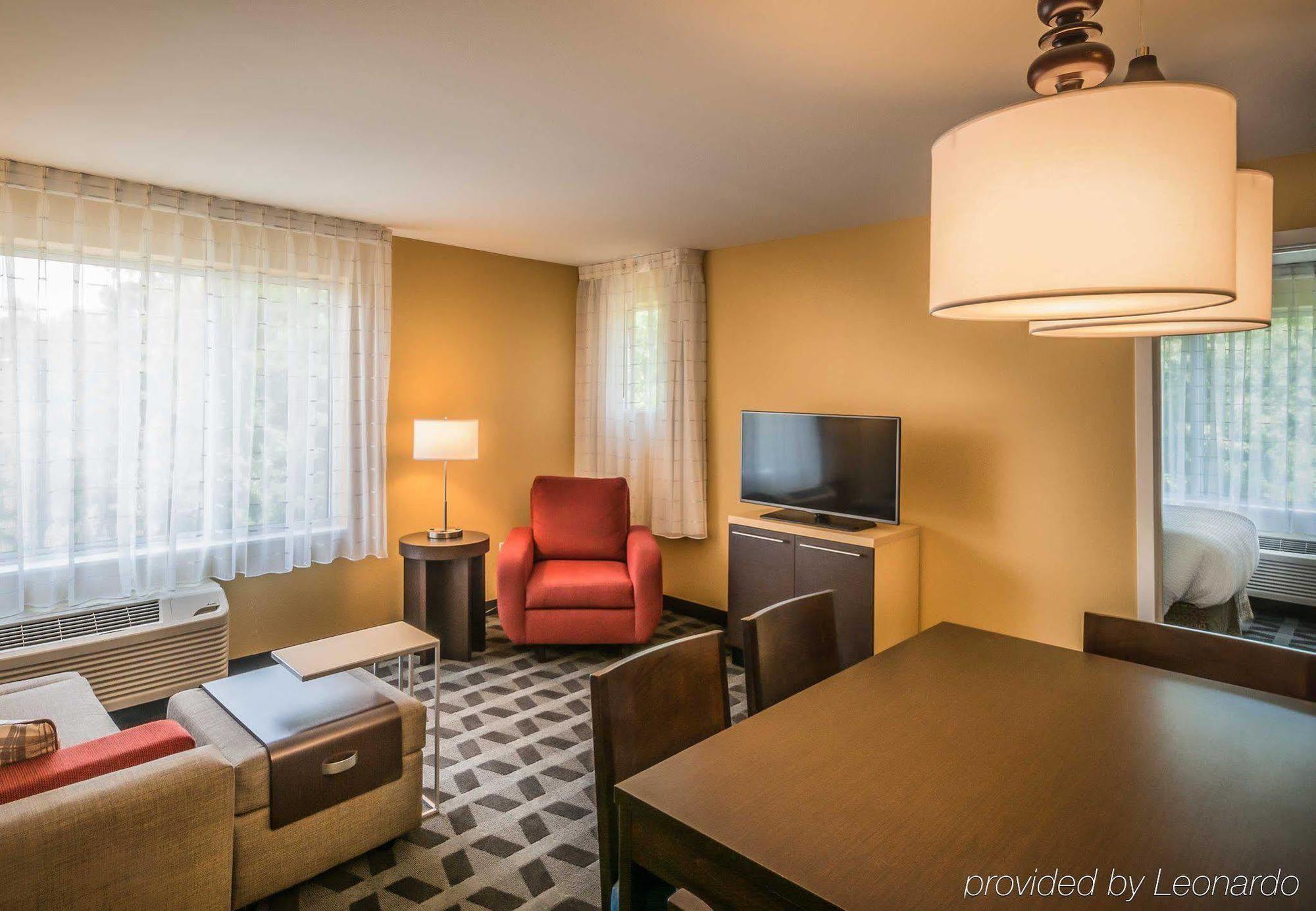 Towneplace Suites By Marriott Goldsboro Exterior photo